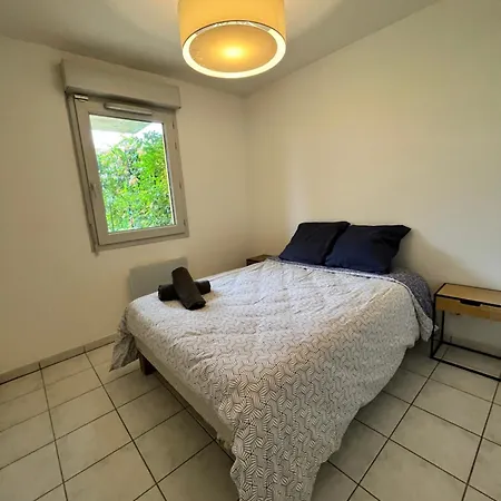 T2 Avec Jardinet A Aucamville, Apartment