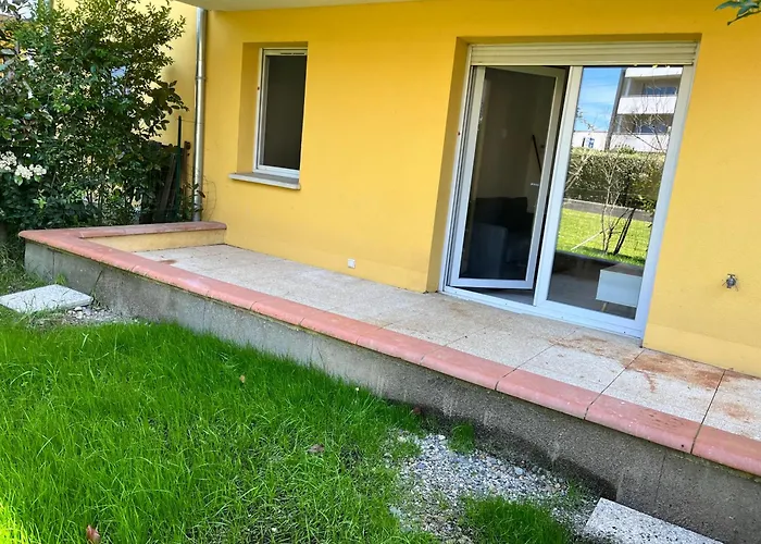 T2 Avec Jardinet A Aucamville,