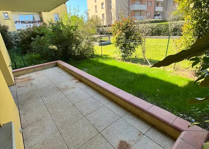 Apartment T2 Avec Jardinet A Aucamville,